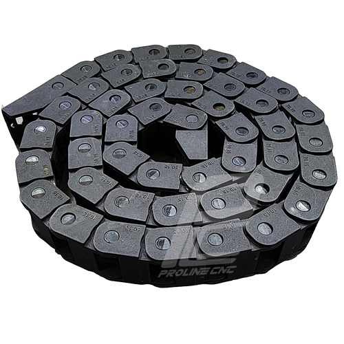 انرژی چین - انرژی گاید ابعاد داخلی 15×10 ابعاد خارجی 20×15 با شعاع خمش 18 میلیمتر برند GF رو باز