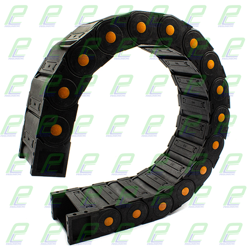 انرژی چین - انرژی گاید ابعاد داخلی 125×45 ابعاد خارجی 152×65 با شعاع خمش 200 میلیمتر برند GF پوشیده